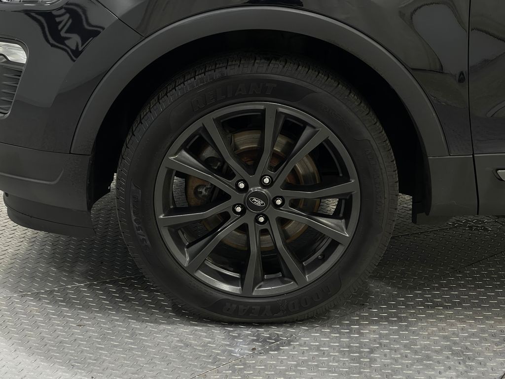 2019 Ford Explorer Image 38