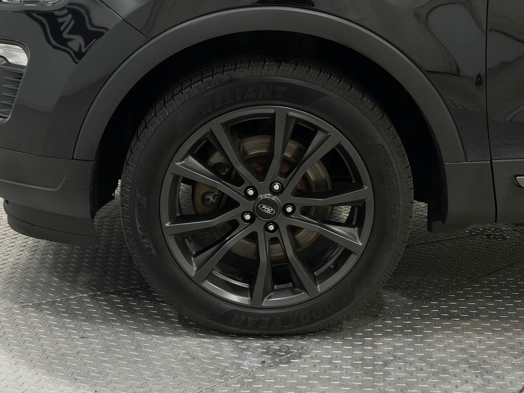 2019 Ford Explorer Image 38