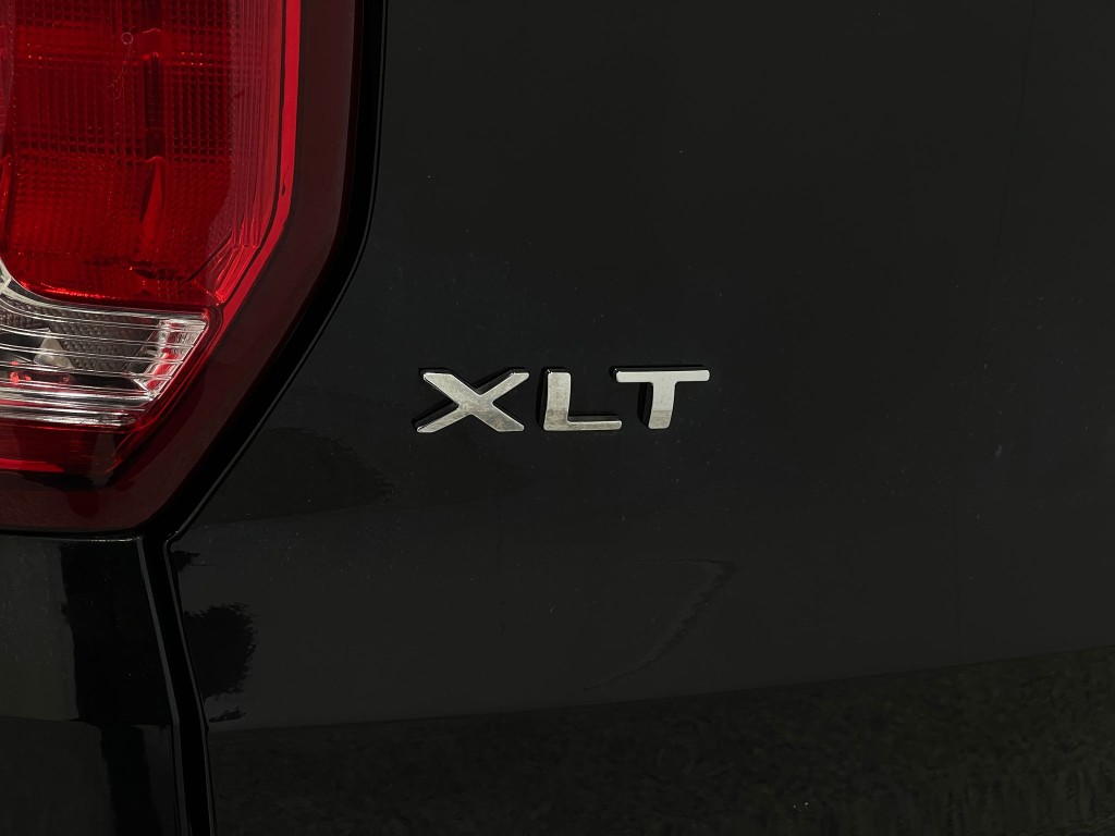 2019 Ford Explorer Image 43