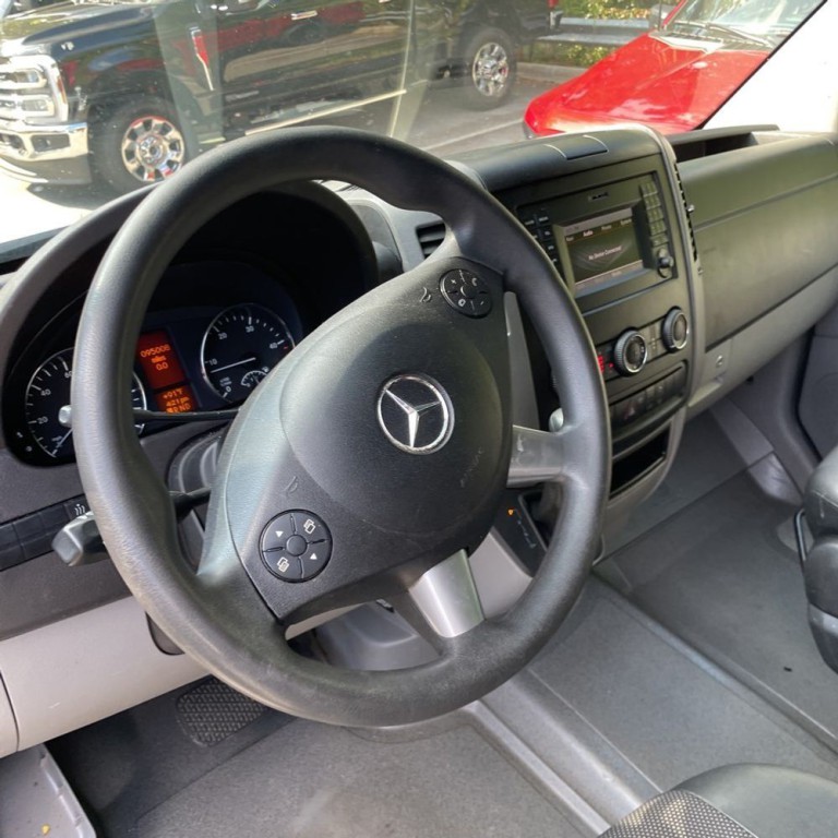 2018 Mercedes-Benz Sprinter Image 9