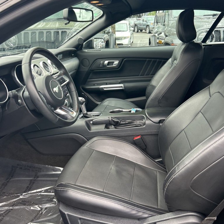 2018 Ford Mustang Image 7