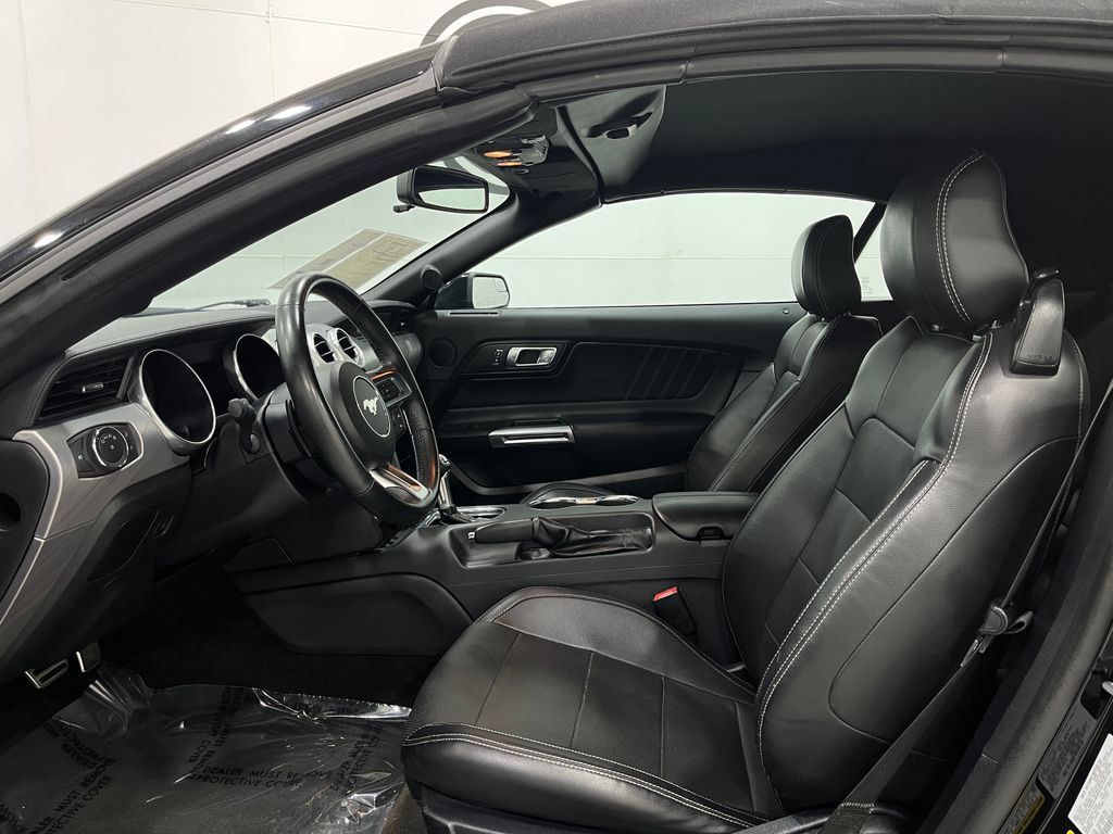 2018 Ford Mustang Image 11