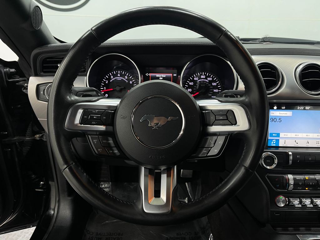 2018 Ford Mustang Image 20