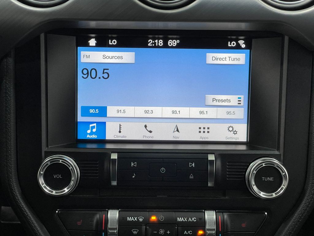 2018 Ford Mustang Image 22