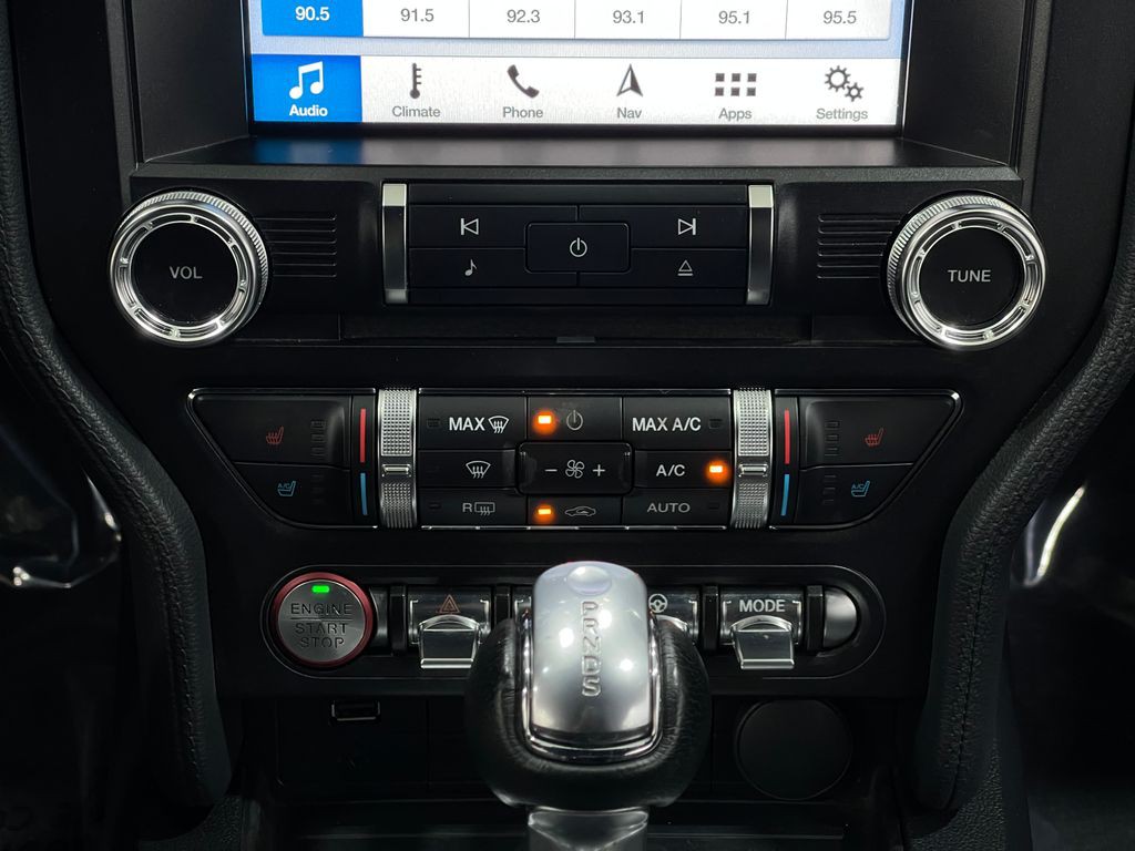 2018 Ford Mustang Image 23