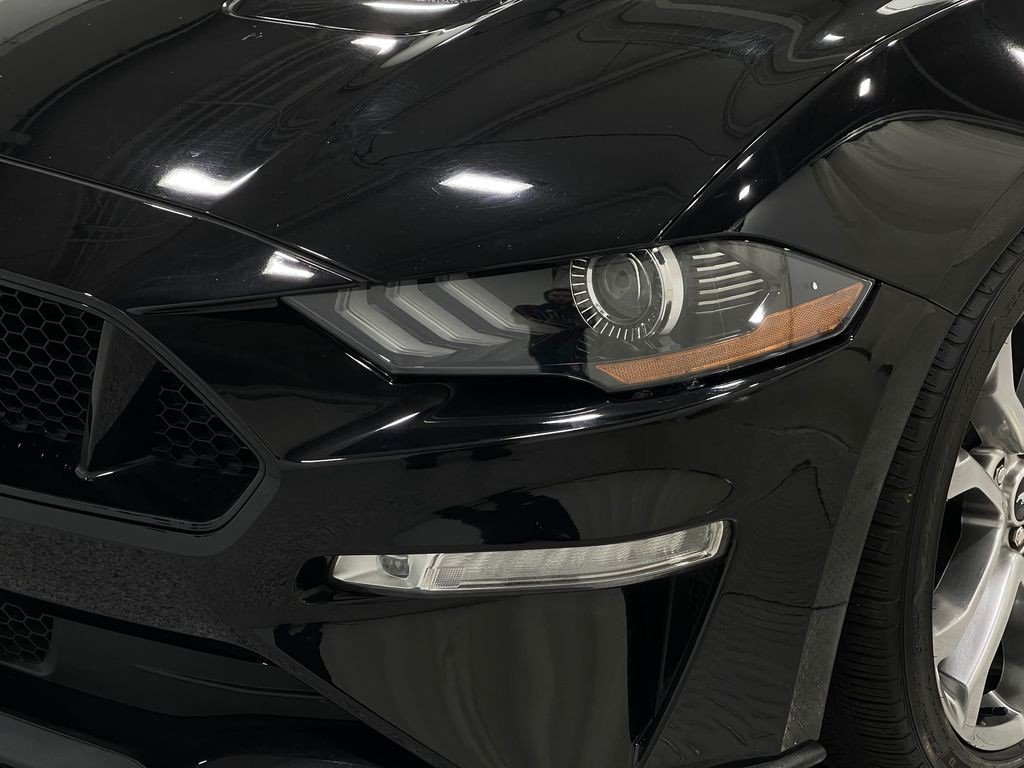 2018 Ford Mustang Image 31