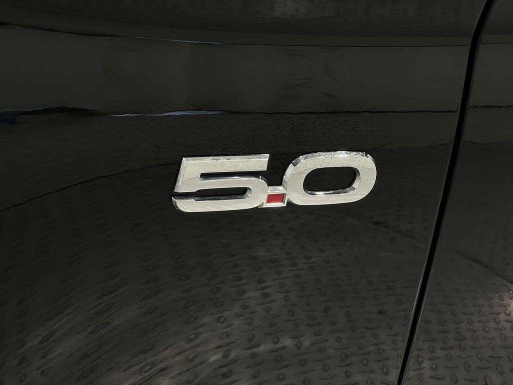 2018 Ford Mustang Image 37