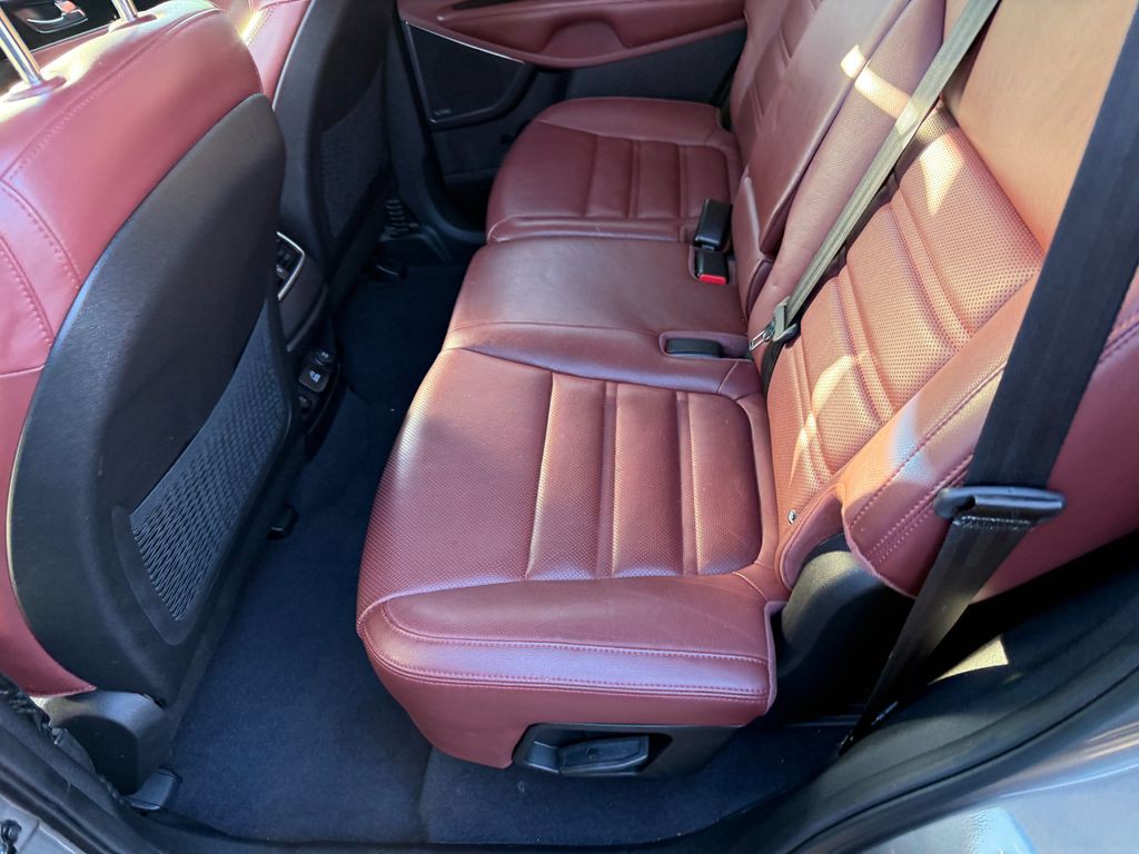 2018 Kia Sorento Image 7