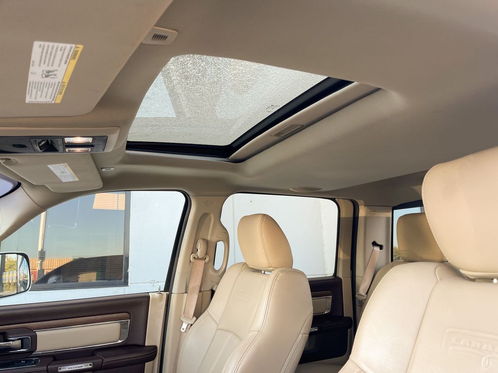 2018 RAM 3500 Image 11