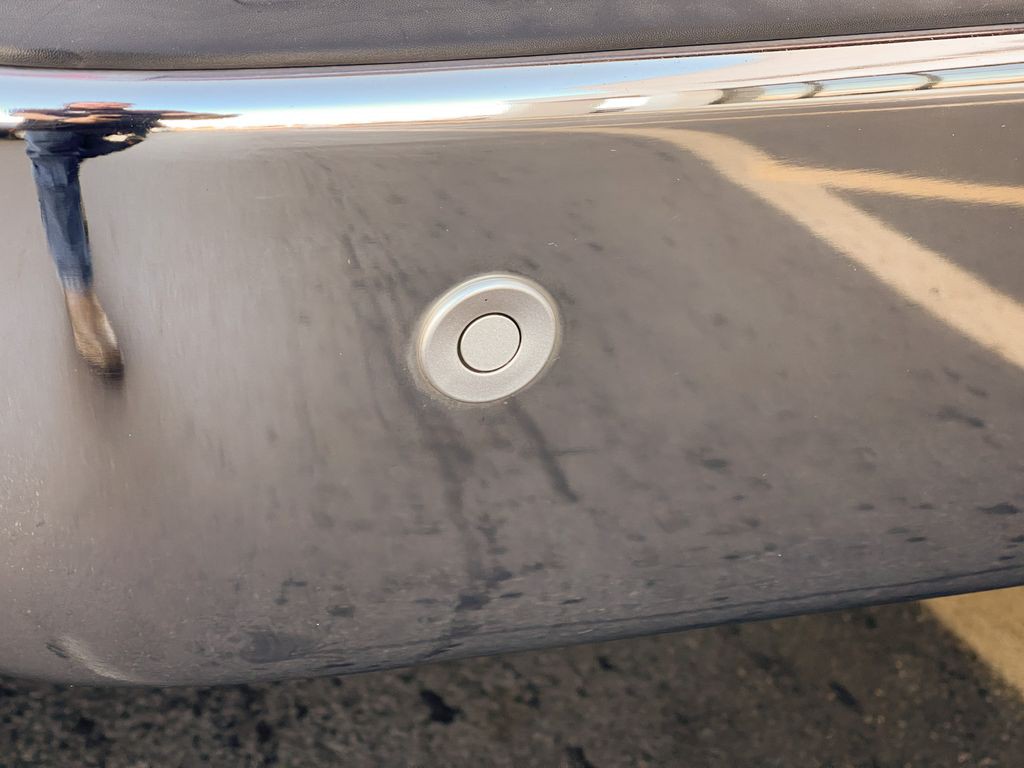 2018 RAM 3500 Image 12