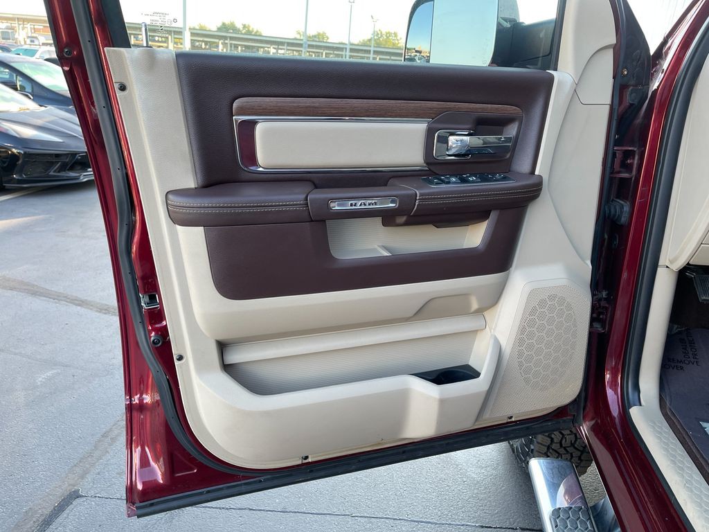 2018 RAM 3500 Image 15