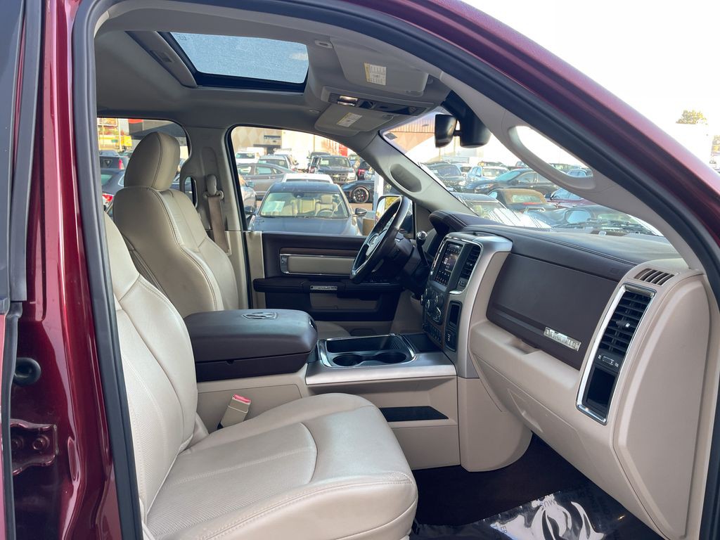 2018 RAM 3500 Image 32