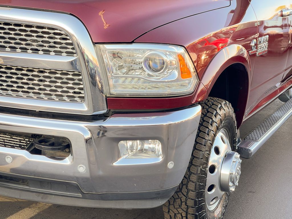 2018 RAM 3500 Image 33