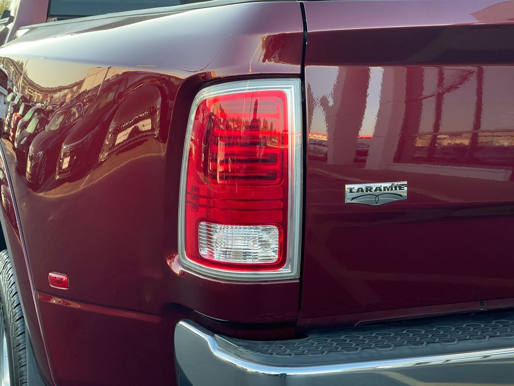 2018 RAM 3500 Image 34