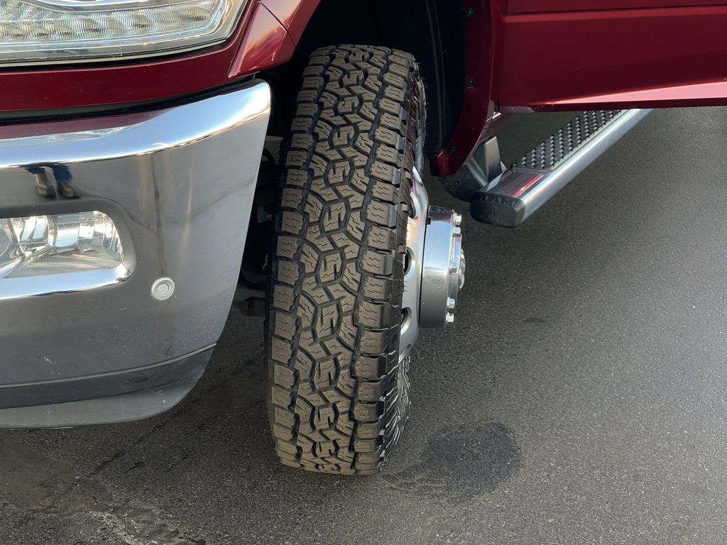 2018 RAM 3500 Image 36