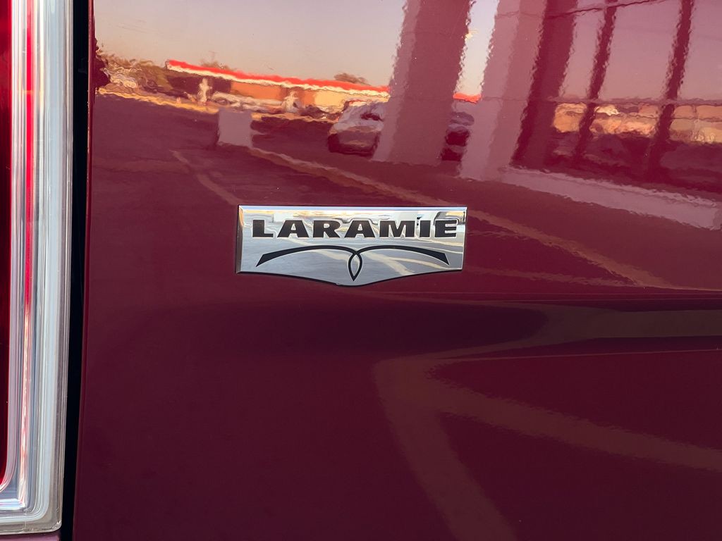 2018 RAM 3500 Image 40