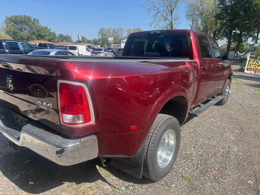 2018 RAM 3500 Image 3