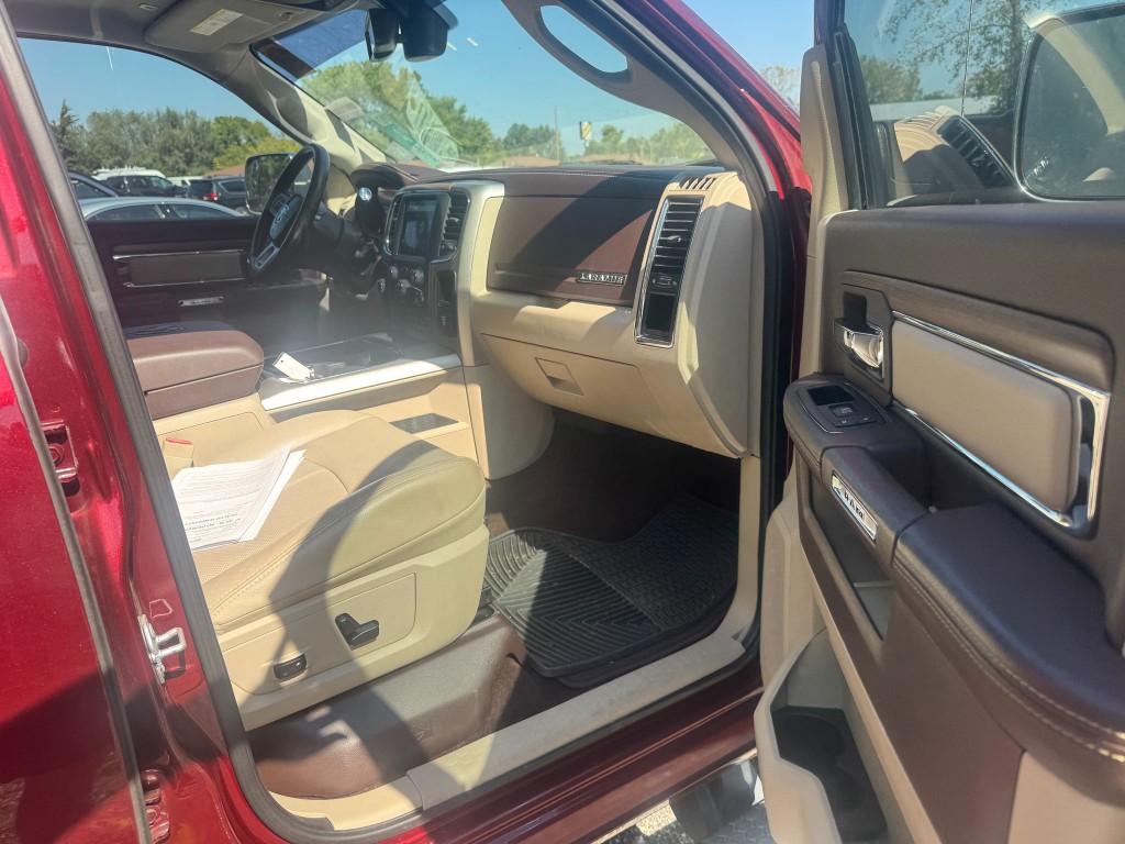 2018 RAM 3500 Image 6