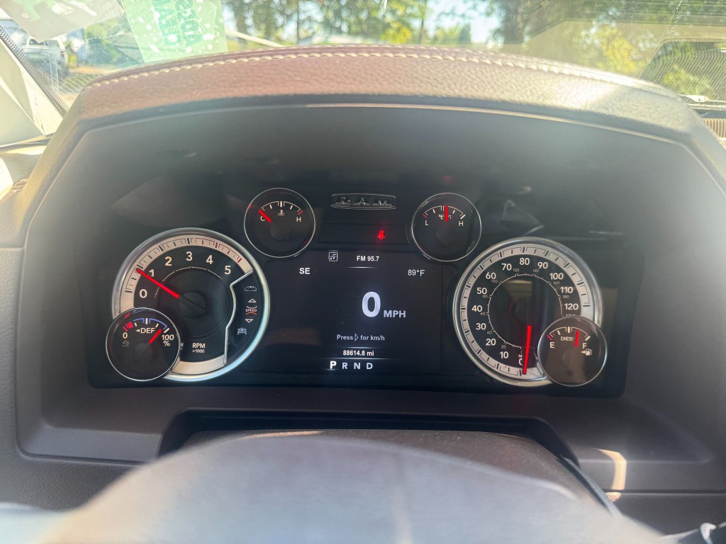 2018 RAM 3500 Image 7