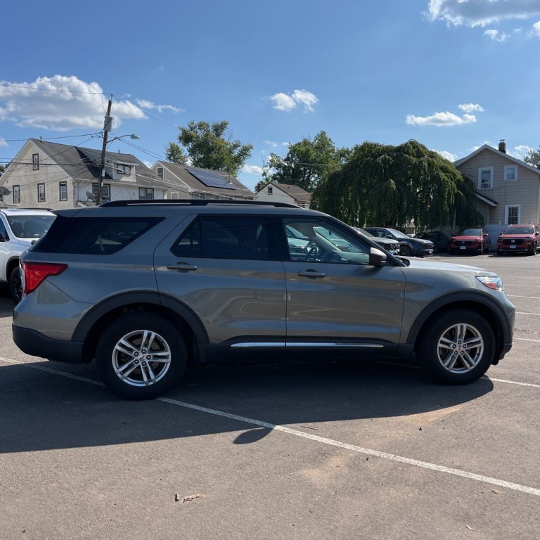 2020 Ford Explorer Image 3