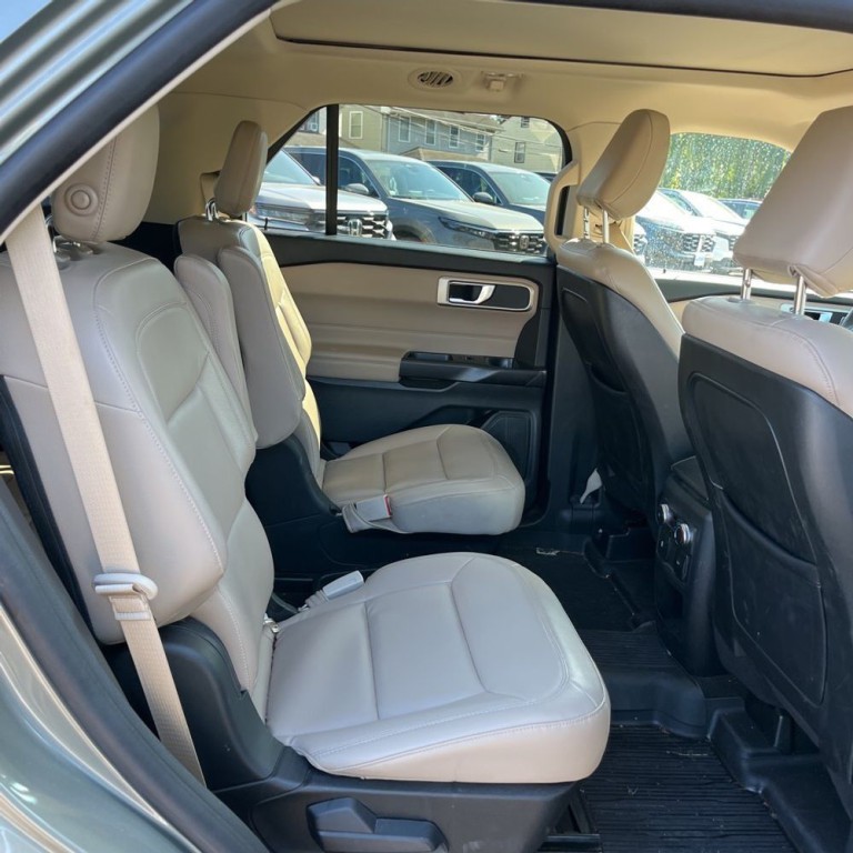 2020 Ford Explorer Image 16