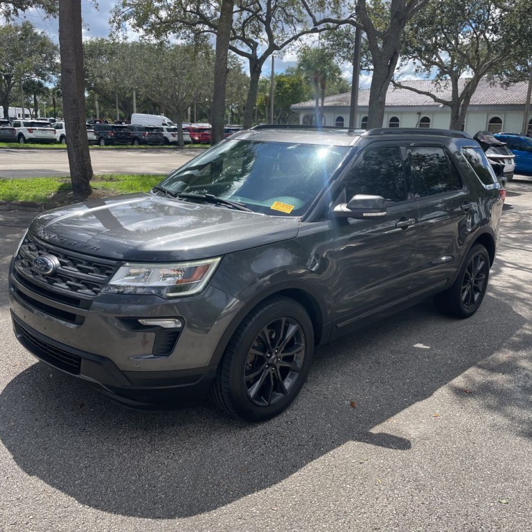 2018 Ford Explorer Image 2