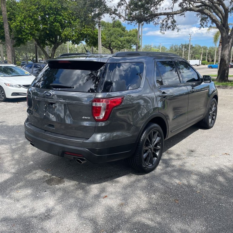 2018 Ford Explorer Image 5