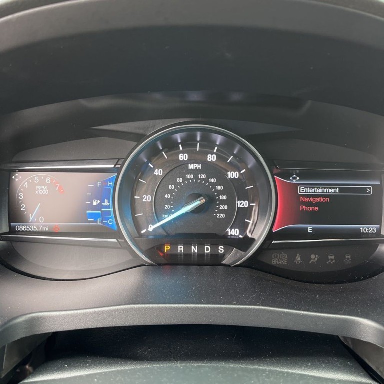 2019 Ford Explorer Image 11