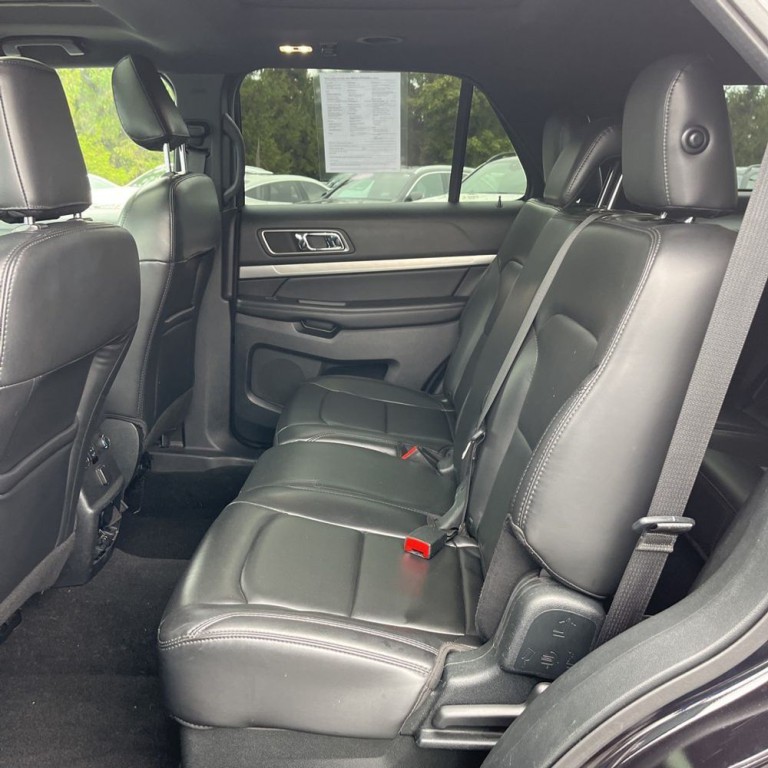 2019 Ford Explorer Image 17