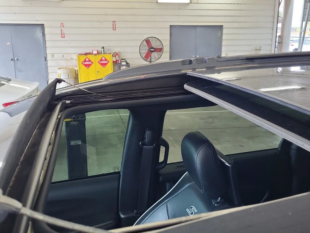 2019 Chrysler Pacifica Image 10