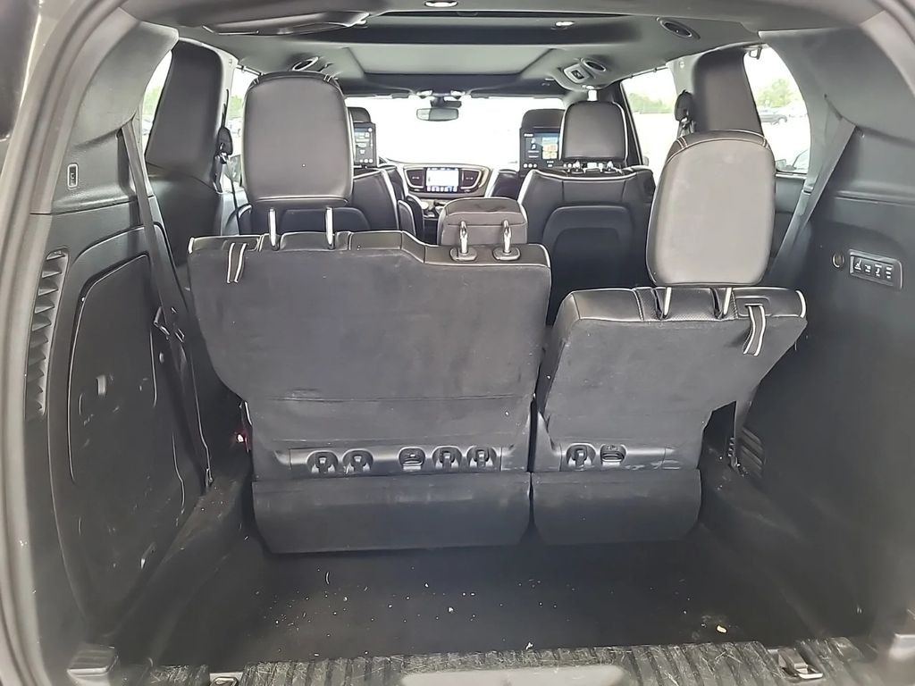 2019 Chrysler Pacifica Image 13