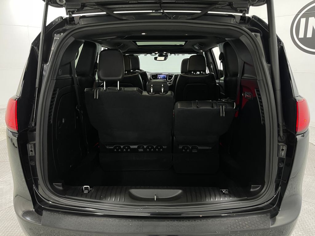2019 Chrysler Pacifica Image 29
