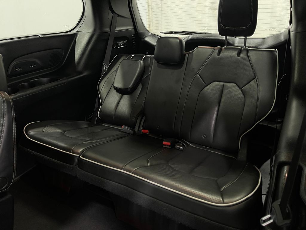 2019 Chrysler Pacifica Image 34