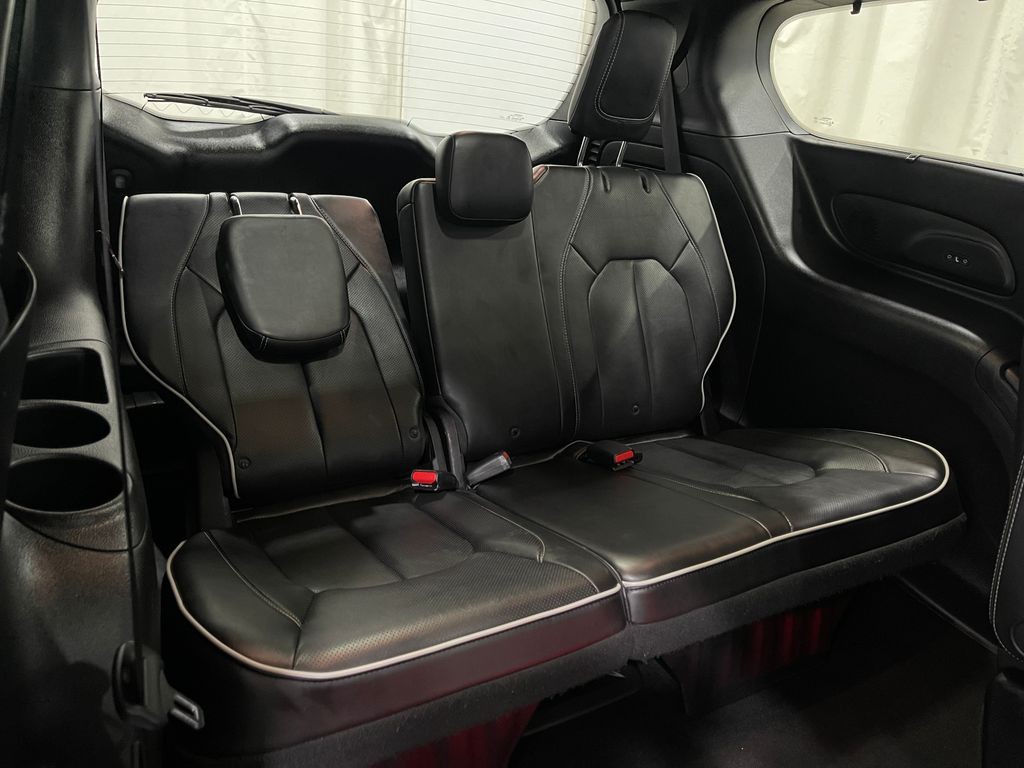 2019 Chrysler Pacifica Image 35
