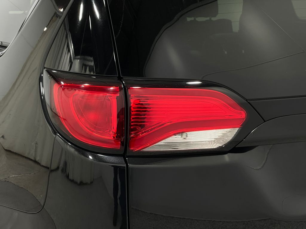 2019 Chrysler Pacifica Image 39