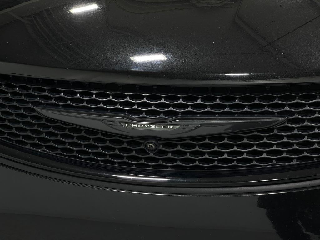 2019 Chrysler Pacifica Image 43
