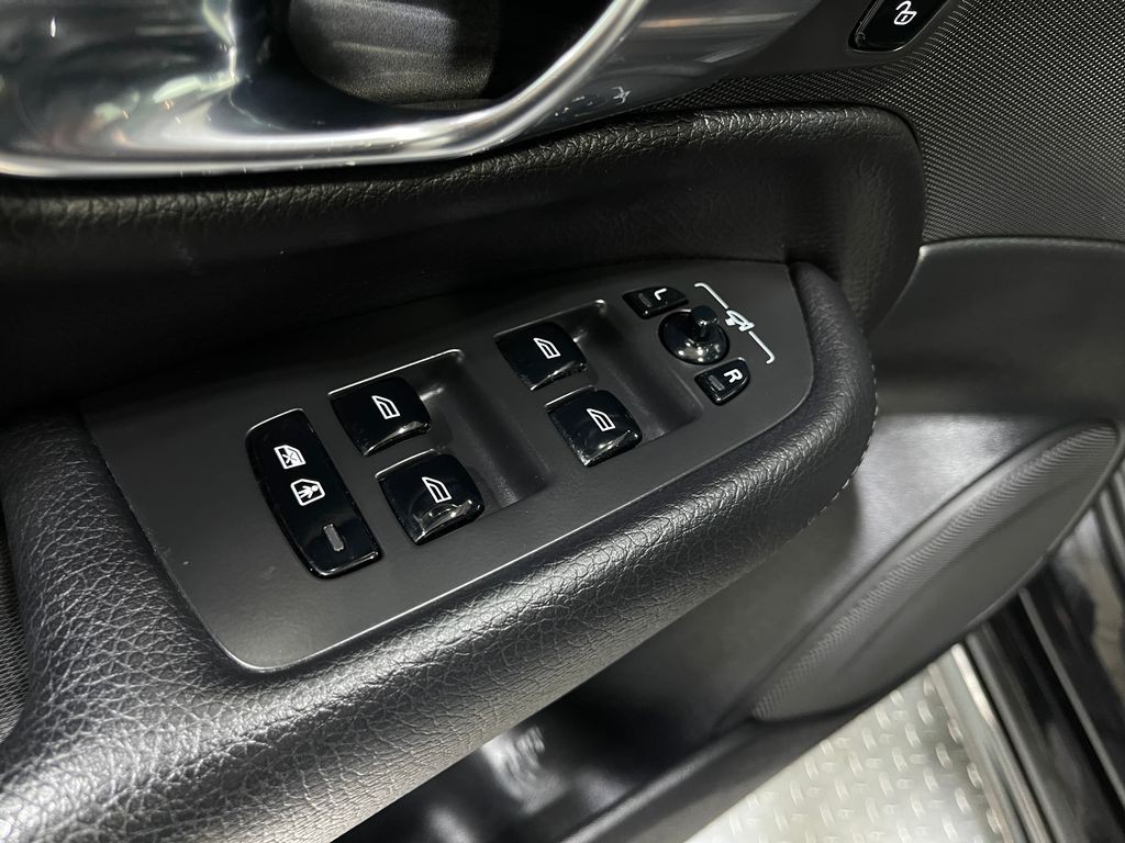 2019 Volvo XC90 Image 17