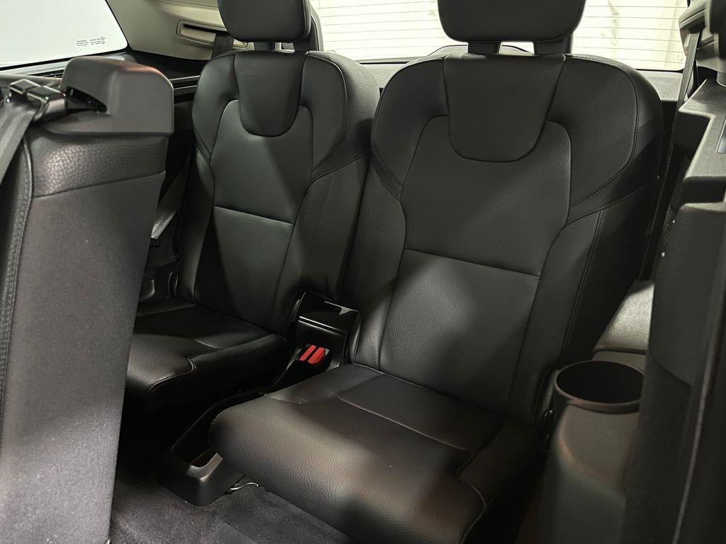 2019 Volvo XC90 Image 32