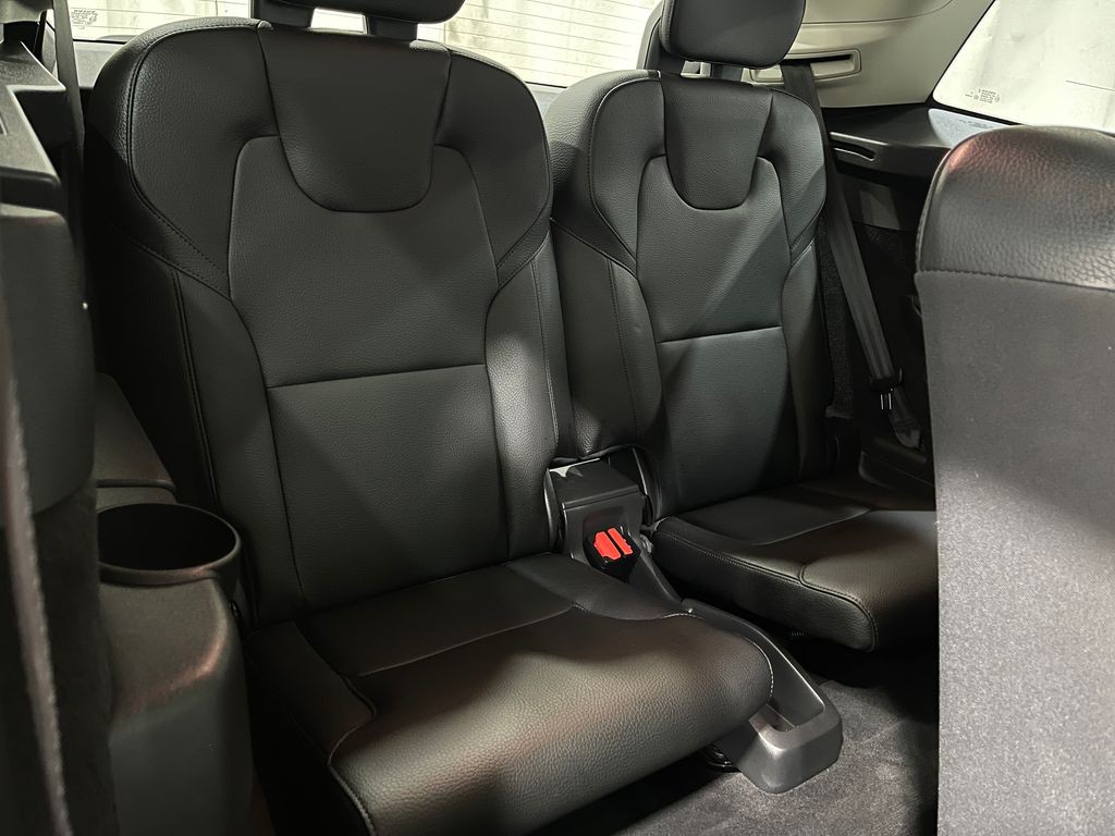 2019 Volvo XC90 Image 33