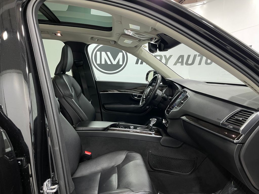 2019 Volvo XC90 Image 35