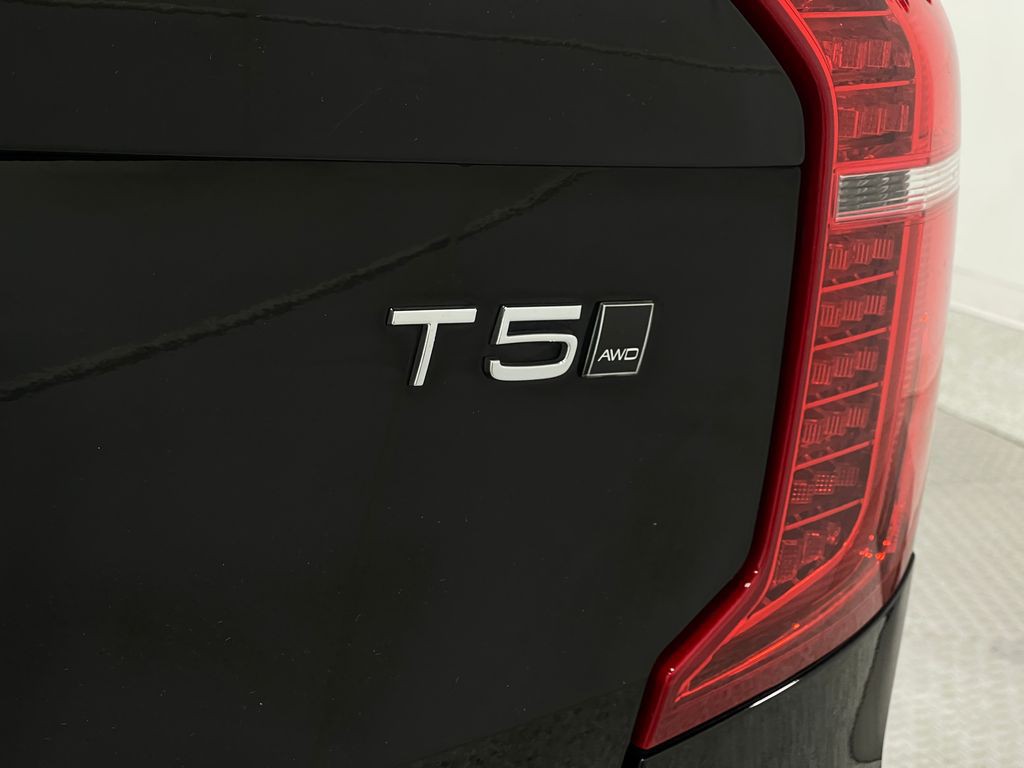 2019 Volvo XC90 Image 43