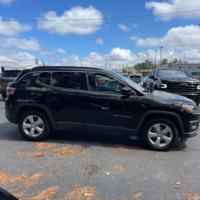 2018 Jeep Compass Image 3