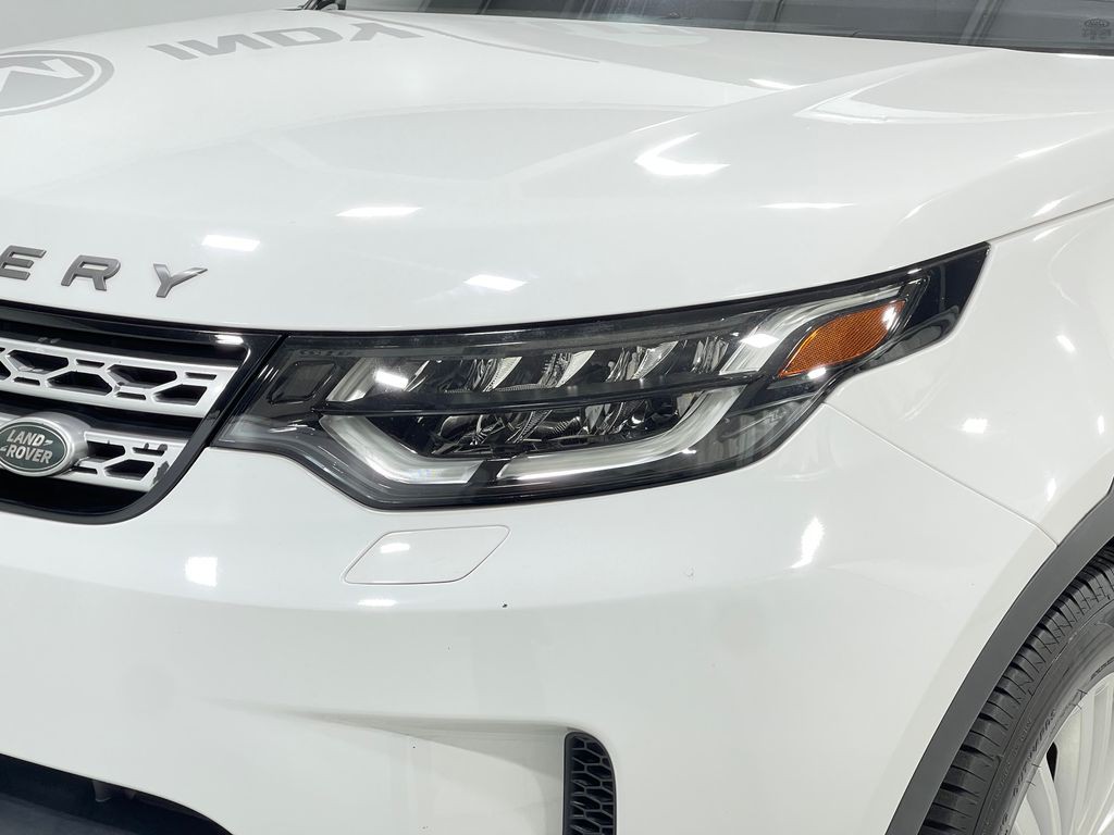 2018 Land Rover Discovery Image 36