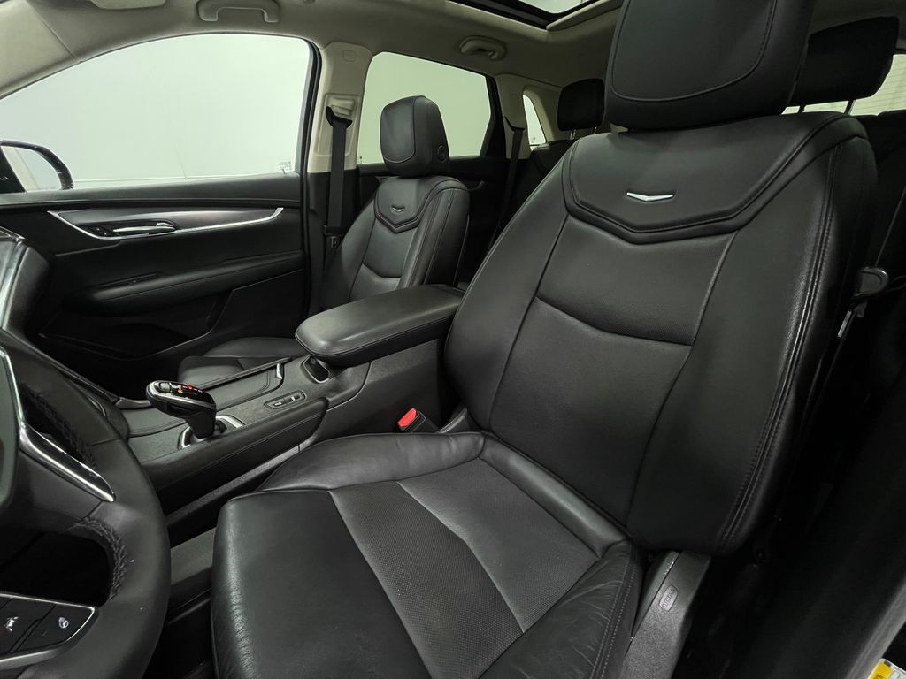 2018 Cadillac XT5 Image 15