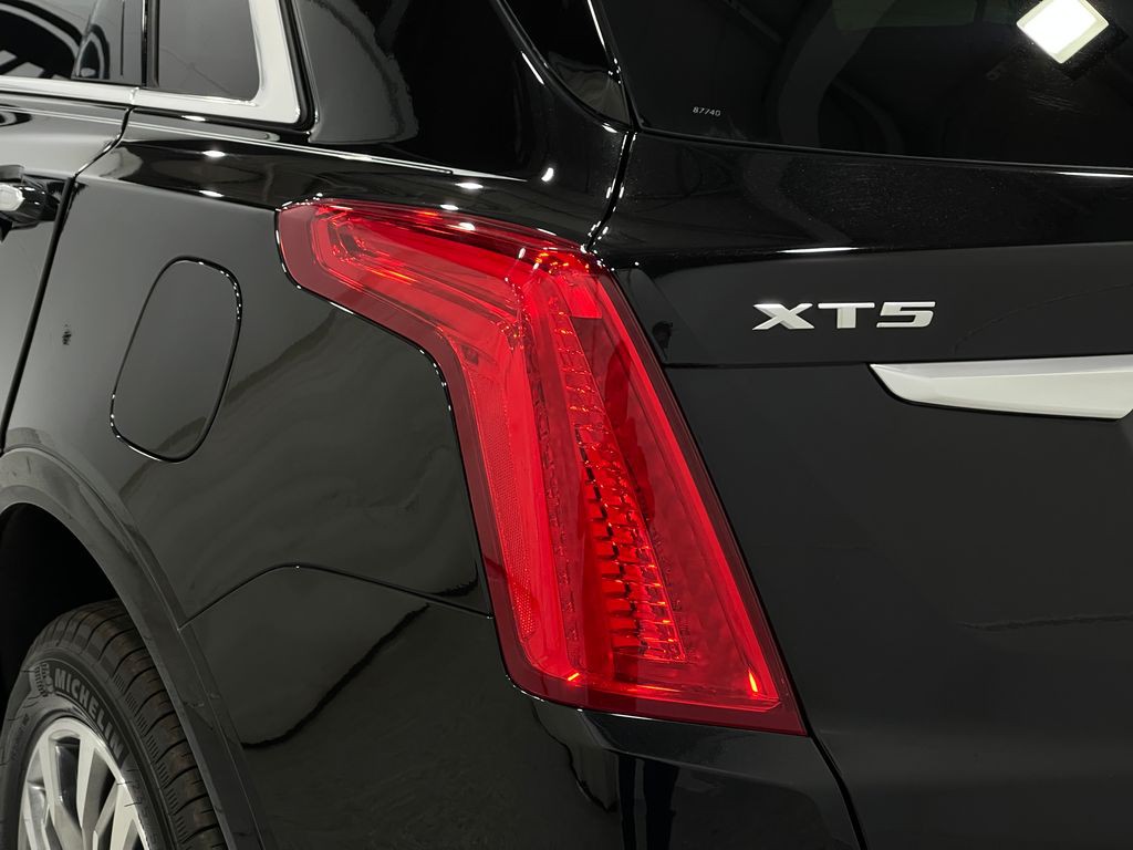 2018 Cadillac XT5 Image 35