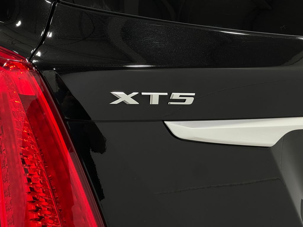 2018 Cadillac XT5 Image 40