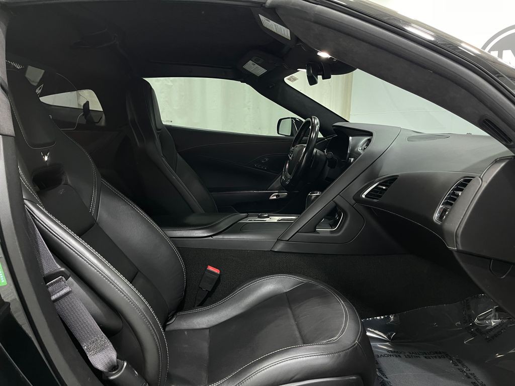 2017 Chevrolet Corvette Image 28