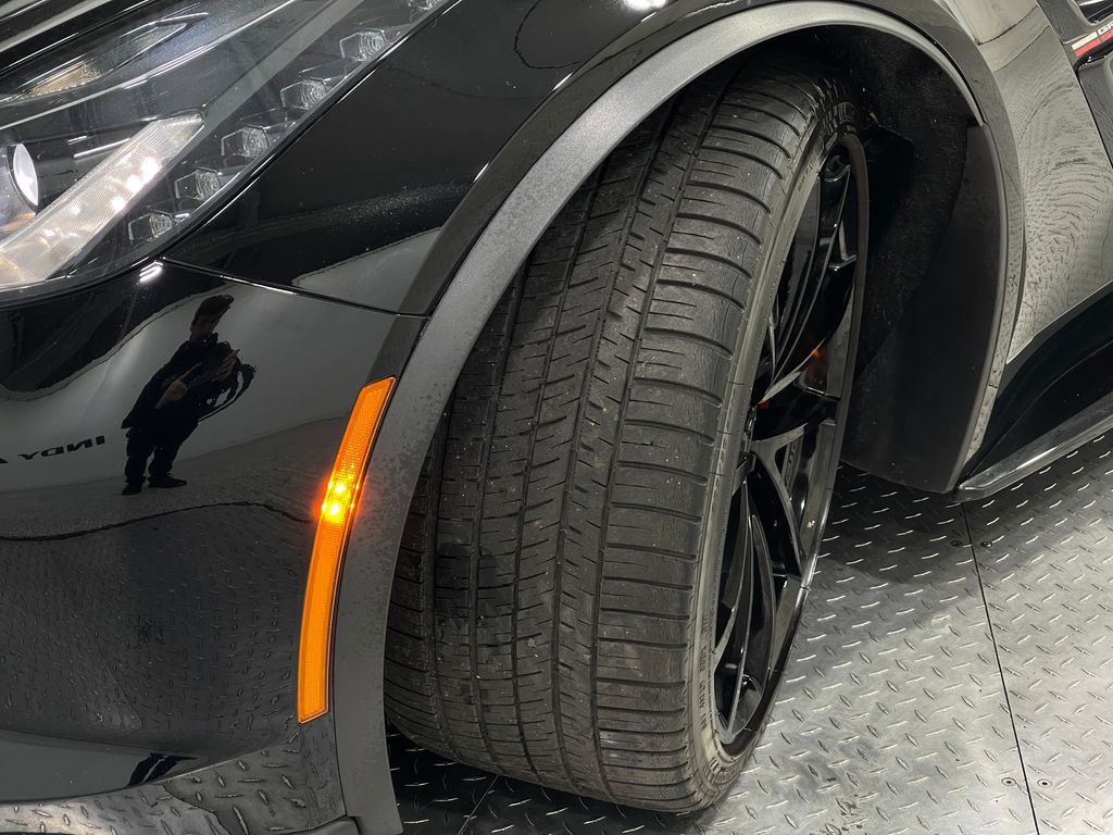2017 Chevrolet Corvette Image 32