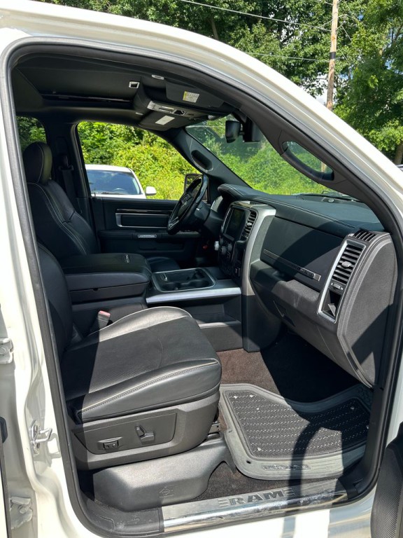 2017 RAM 1500 Image 7