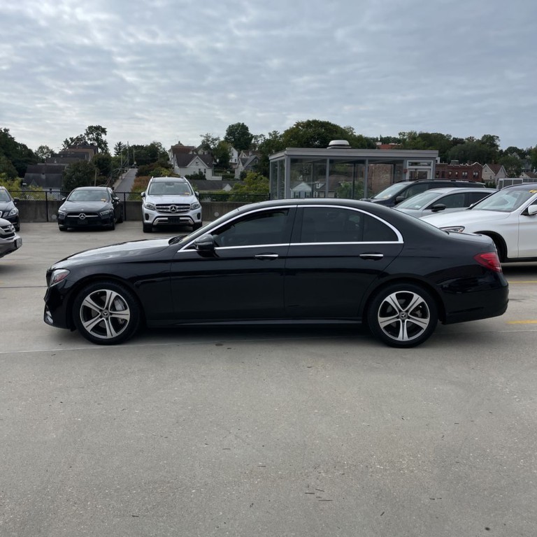 2017 Mercedes-Benz E-Class Image 5